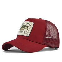 Gorra de béisbol de malla con bordado de pesca, estilo gorra con visera curva, protección solar de verano, a la moda y deportiva