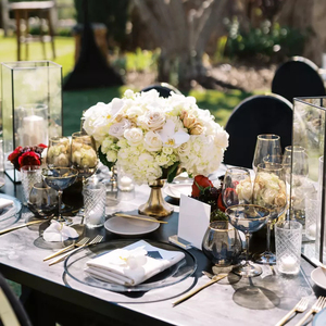 Bouquets de Fleurs Séchées de Mariage Artificielle à Base de Petites Roses Blanches Bouquet de Fleurs de Mariée Plantes pour Décorations Lot en Vrac à Vendre - Product Image 1