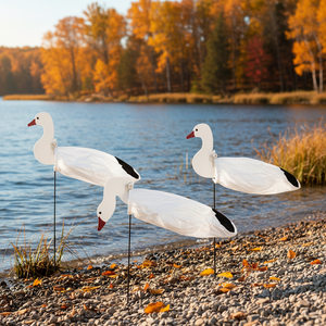 Décoys <span class=keywords><strong>de</strong></span> <span class=keywords><strong>chasse</strong></span> réalistes en forme <span class=keywords><strong>de</strong></span> chaussettes d'oie avec piquets <span class=keywords><strong>de</strong></span> sol stables, corps mats anti-reflets et 12 pièces en stock - Product Image 1