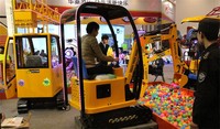 Excavatrice d'amusement commerciale à succès pour centre commercial / parc d'attractions Machine de divertissement à fort profit