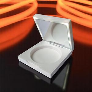 Palette de fards à paupières cosmétiques en plastique AS+ABS avec lumière LED, couleur duochrome personnalisable, marque OEM - Product Image 1