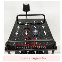 Lampe de table LED rechargeable alimentée en courant continu portable moderne 48 lampes chariot restaurant hôtel chargeur sans fil chariot station