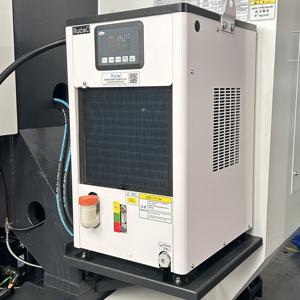 Centro de Mecanizado Vertical CNC Marca VMC855 con Capacidad para 24 Herramientas y Magazín de Herramientas para Procesamiento de Metales - Product Image 5