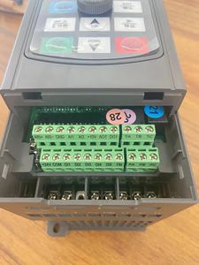 Inversor de Frecuencia Variable Trifásico de Alta Calidad Serie A100 de 7.5KW, Certificado CE ROHS, Controlador VFD para Motor, Voltaje Nominal 380V - Product Image 2