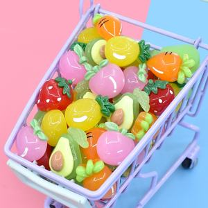 Accesorios de cabujón plano de resina transparente con frutas (fresa, melocotón, piña) para lazos de pelo DIY, centros de manualidades y scrapbooking - Product Image 4