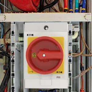 Interruptor de Aislamiento de Carga de Alto Rendimiento <span class=keywords><strong>Eaton</strong></span> Moeller Serie P con Certificación UL CCC CE <span class=keywords><strong>P1</strong></span>-<span class=keywords><strong>32</strong></span>/I2/SVB/HI11 - Product Image 1