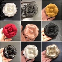 Broche Camélia Haut de Gamme Épaisse de 8 cm, Double Usage, Petite, Parfumée, Style Vintage, Bijou d'Été, avec Pince à Cheveux pour Coiffure et Vêtements