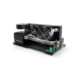 Radiador enfriador de agua Yingbo AC160 con salida lateral, rodamientos de aluminio nano cerámicos para reemplazo de chasis - Product Image 1