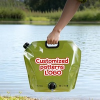 Sac à eau pliable de 8 litres pour l'extérieur avec robinet, conception anti-fuite, adapté au camping, aux voyages en camping-car et aux barbecues