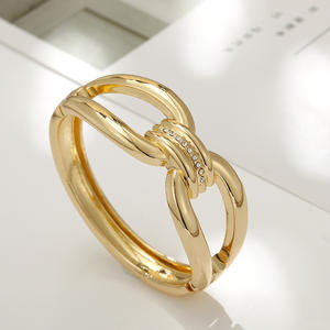 Elegante pulsera <span class=keywords><strong>de</strong></span> oro rosa <span class=keywords><strong>de</strong></span> diseño clásico para mujer, aleación <span class=keywords><strong>de</strong></span> Zinc <span class=keywords><strong>de</strong></span> alta calidad, incrustaciones <span class=keywords><strong>de</strong></span> perlas que no se desvanecen, regalo para <span class=keywords><strong>mejores</strong></span> amigos, venta al por mayor - Product Image 3