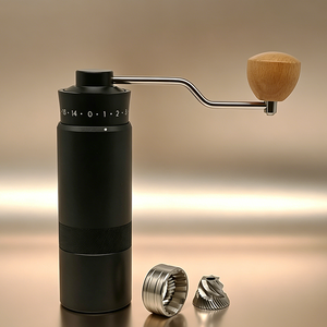 Moulin à café manuel réglable numériquement avec corps en alliage d'aluminium |   <span class=keywords><strong>Broyeur</strong></span> portable en acier inoxydable CNC de 30 g - Product Image 1