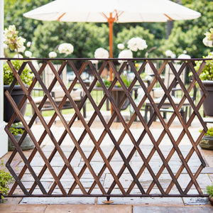 سياج خشبي متفحم مضاد للتآكل ، سياج حديقة خارجي ، سياج خشبي وتعريشة ، منتج سياج حديقة - Product Image 3