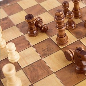 <strong>Wooden</strong> <strong>Chess</strong> <strong>Set</strong> with Folding Storage 3-in-1 <strong>Chess</strong>/Backgammon/Checkers Board for Adults &amp; Kids China - Product Image 4