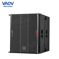 Système de sonorisation professionnel avec subwoofer 18 pouces et enceintes line array 12 pouces