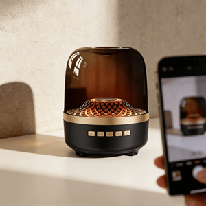 Haut-parleur Bluetooth transparent en verre cristal tendance avec son 360° °   Boîte de musique portable avec lumières RGB colorées pour une utilisation à la maison et en extérieur. - Product Image 3