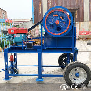 Concasseur à mâchoires diesel compact modèle PE150 X 250, 1-3 tonnes/heure, pour roche calcaire, avec moteur et composants de roulement essentiels - Product Image 3