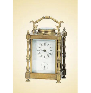 Horloge à carrosse antique en bambou et laiton avec 4 chapitres, plateforme visible, échappement, cadran en porcelaine, avec alarme, répétiteur et calendrier - Product Image 3