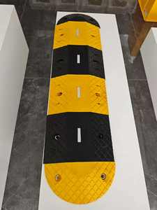 उच्च प्रतिरोध टिकाऊ पोर्टेबल स्पीड बम्प ट्रैफिक ब्रेकर सड़क के लिए यातायात सुरक्षा पोर्टेबल बम्प - Product Image 3