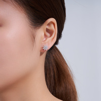 Penawaran Spesial Set Perhiasan Bunga Moissanite Perak Sterling 925 3 Buah Set Hadiah Mewah Liontin Ringan Anting Cincin Perhiasan Wanita