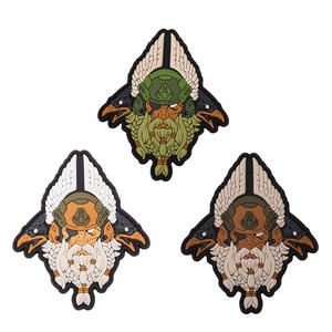 Badge Morale Viking <span class=keywords><strong>Invasion</strong></span> en PVC 3D Résistant à l'Eau, Motif Mythique Odin, Taille Personnalisable, Adhésif Souple pour Épingle ou Brassard - Product Image 1