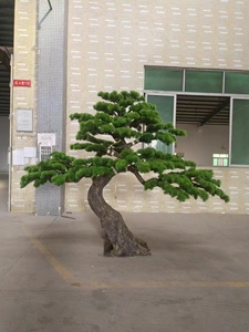 Venta al por mayor de pino falso y árbol de cedro falso de ciprés árbol artificial para decoración de escaleras interiores - Product Image 5