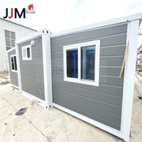Maisons conteneurs préfabriquées extensibles à structure légère en acier de 20 pieds avec murs en panneaux sandwich, installation rapide, design moderne