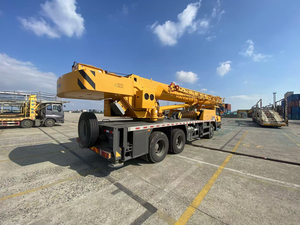 <span class=keywords><strong>Grue</strong></span> sur camion QY25K5D_5 <span class=keywords><strong>de</strong></span> 25 tonnes à flèche en 5 sections, très vendue, économe en carburant pour la construction urbaine - Product Image 6