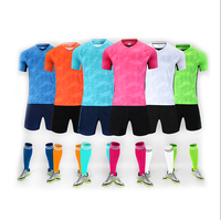 Ensemble de maillots de football personnalisés à séchage rapide et respirants, 100% polyester, uniformes d'équipe unisexes pour adultes, OEM