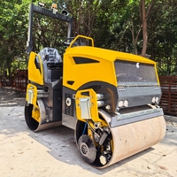 Rouleau compresseur vibrant à double tambour diesel de 1, 1,5, 3, 4 et 5 tonnes pour le compactage de la remblais et des fossés