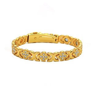 European American Magnetic Four Leaf <b>Clover</b> <b>Bracelet</b> For Women Zinc Alloy Claw Setting Jewelry Gift - Product Image 1