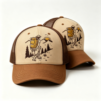 Cappello Trucker Traspirante in Rete a 6 Pannelli in Cotone con Ricamo Scena Montagna Explorer, Logo Personalizzato, per Escursionismo e Avventura, Ideale per Uso Quotidiano Casual
