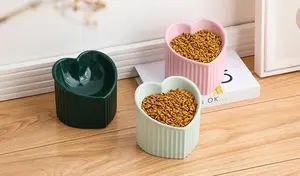 Tivray Customizable Cartoon Style Ceramic Porcelain Feeder Heart Shaped Pet Cat Dog Raised Oblique Mouth Bowl Striped Texture