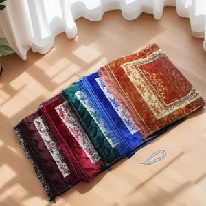Alfombra de oración acolchada antideslizante de alta calidad, adecuada para adultos y niños, con una superficie suave ideal para viajes, el hogar o la mezquita. - Product Image 2