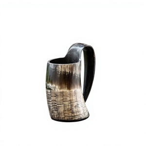 Chope à bière vintage en corne faite à la main avec poignée, motif uni, pour fêtes, articles de bar pour adultes, fournitures événementielles, chopes et gobelets en corne - Product Image 1