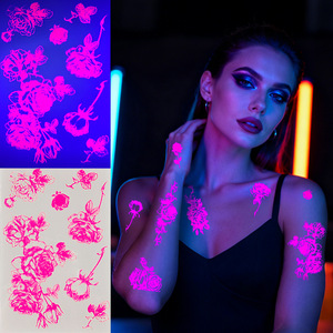 Tie Shangmei-Tatuajes temporales que brillan en la oscuridad, diseño de mariposa rosa, impermeables, para fiestas, festivales de música - Product Image 1