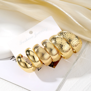 Set di Orecchini a Cerchio con Grandi Farfalle alla Moda, Placcati in Oro, Design Geometrico Semplice per Gioielli da Donna - Product Image 2