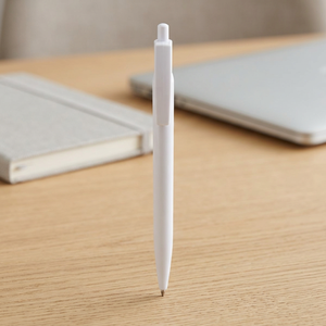 Penna a Sfera Retrattile in Plastica Bianca Marksman - Product Image 2