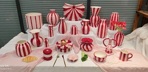 <span class=keywords><strong>Vaso</strong></span> di <span class=keywords><strong>ceramica</strong></span> a righe dipinto a mano <span class=keywords><strong>vaso</strong></span> di fiori <span class=keywords><strong>rosso</strong></span> elegante decorazione per la casa arte <span class=keywords><strong>ceramica</strong></span> <span class=keywords><strong>vaso</strong></span> per matrimonio e anniversario - Product Image 2