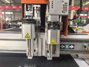 Máquina de Corte de Tecido CNC Totalmente Automática com PLC e Motor, Tela Touch LCD, Software CAD, Melhor Cortadora de Tecido da China - Product Image 4