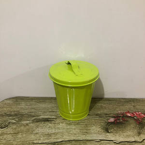 Accesorios para <span class=keywords><strong>Casa</strong></span> <span class=keywords><strong>de</strong></span> <span class=keywords><strong>Muñecas</strong></span> con Logotipo Personalizado, Cubo <span class=keywords><strong>de</strong></span> Basura Pequeño y Bonito <span class=keywords><strong>de</strong></span> 9.5cm, Decoración <span class=keywords><strong>de</strong></span> Mesa, Modelo <span class=keywords><strong>de</strong></span> Cubo <span class=keywords><strong>de</strong></span> Basura <span class=keywords><strong>de</strong></span> Metal en Miniatura - Product Image 5