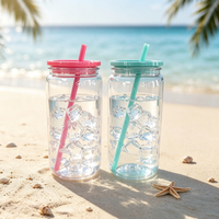 Gobelets en plastique transparents de 500 ml/16,91 oz avec couvercle à paille, style voyage moderne, possibilité de personnaliser le logo et le motif
