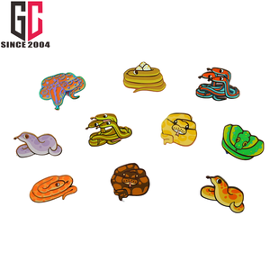 15 ans usine personnalisé 2025 ans serpent venimeux dessin animé Animal émail épinglette métal artisanat badge - Product Image 5