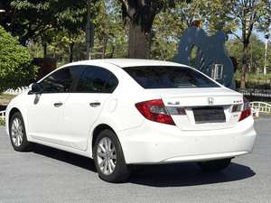 <span class=keywords><strong>Honda</strong></span> <span class=keywords><strong>Civic</strong></span> <span class=keywords><strong>1.8</strong></span> VTi Luxury Auto 2012 Usata, Berlina con Sedili in Pelle, Tetto Apribile, Prestazioni Sportive, Divertente e Affidabile - Product Image 3