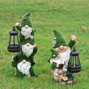 新款户外太阳能花园装饰品跨境植绒仙女树脂灯笼环保美式风格适用于庭院阳台 - Product Image 4