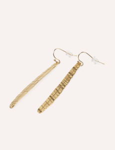 Orecchini YXQ E151 in acciaio inossidabile dorato, minimalisti, leggeri e comodi. - Product Image 2