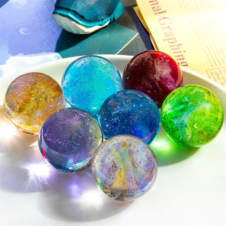 one glass ball (random style)