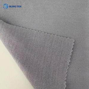 Tissu <span class=keywords><strong>jersey</strong></span> en <span class=keywords><strong>laine</strong></span> mérinos certifié OEKO, tissu mélangé tricoté, 14% <span class=keywords><strong>laine</strong></span>, 80% polyester, 6% élasthanne, 190 g/m², 18 microns, pour vêtements haut <span class=keywords><strong>de</strong></span> gamme. - Product Image 5