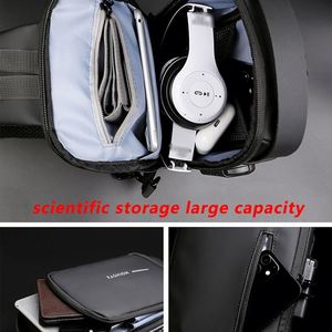 กระเป๋าคาดอกกันน้ำ ป้องกันการโจรกรรม สำหรับผู้ชาย  มีช่องใส่ของแบบ USB  พร้อมโลโก้พิมพ์ลาย  สายสะพายข้างเดียว  พร้อมตัวล็อค - Product Image 4