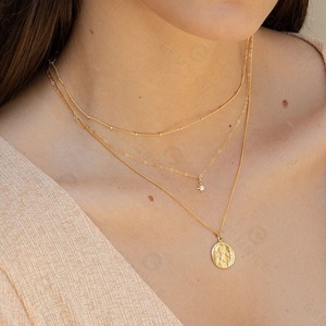 Collana Gemnel Fashion in Argento Sterling 925 Placcato Oro 18k con Catena Satellite Semplice e Perline Glitterate - Product Image 4