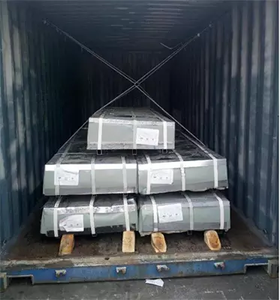 <span class=keywords><strong>Plaque</strong></span> en acier Q235 laminée à chaud 0,5-1,0 mm, acier carbone corrugué à damier 1050, bobine d'acier de première qualité ASTM A36 S355JR, acier résistant à l'usure - Product Image 3